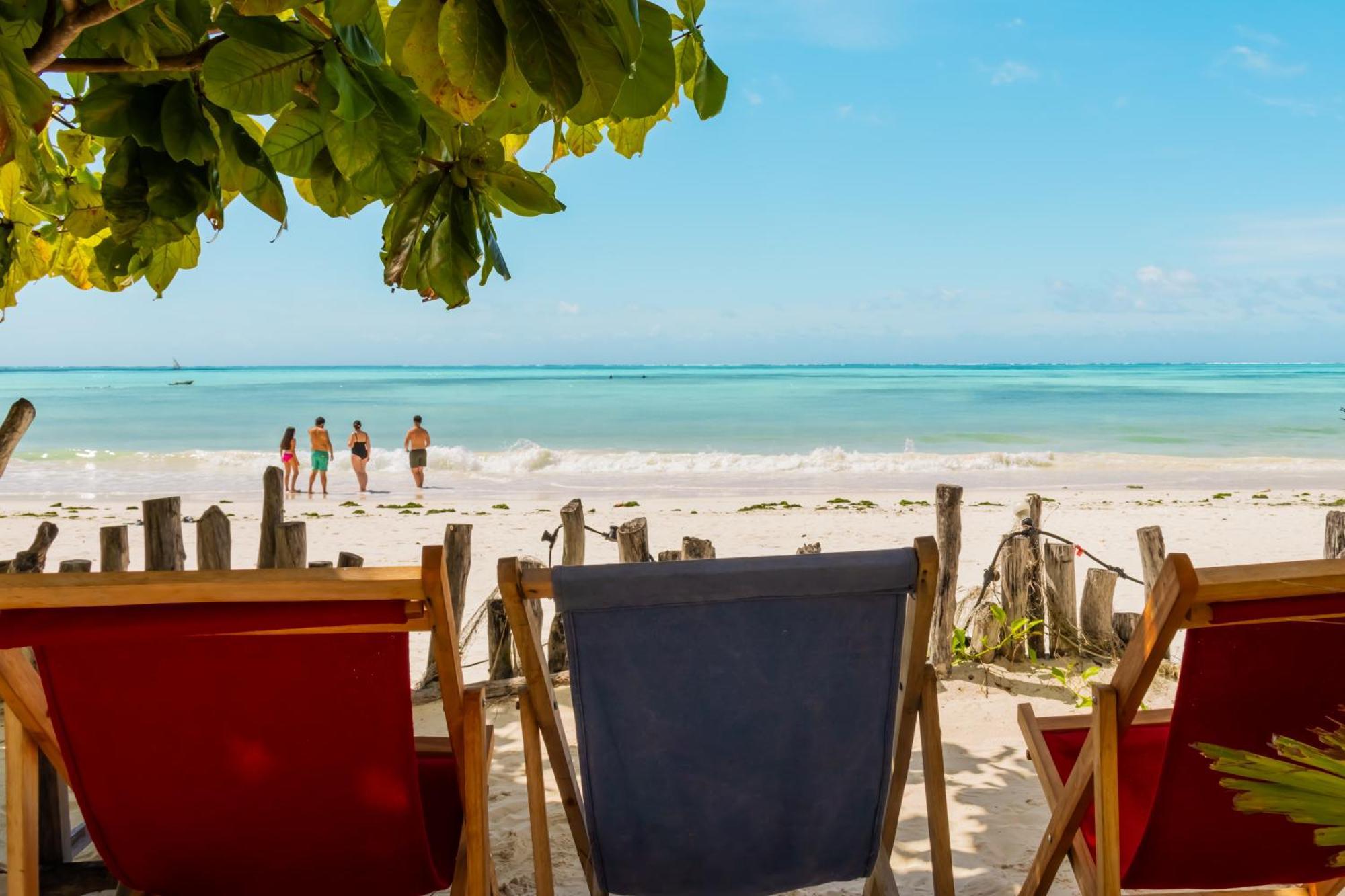 Pili Pili Beach Bungalows 잠비아니 외부 사진
