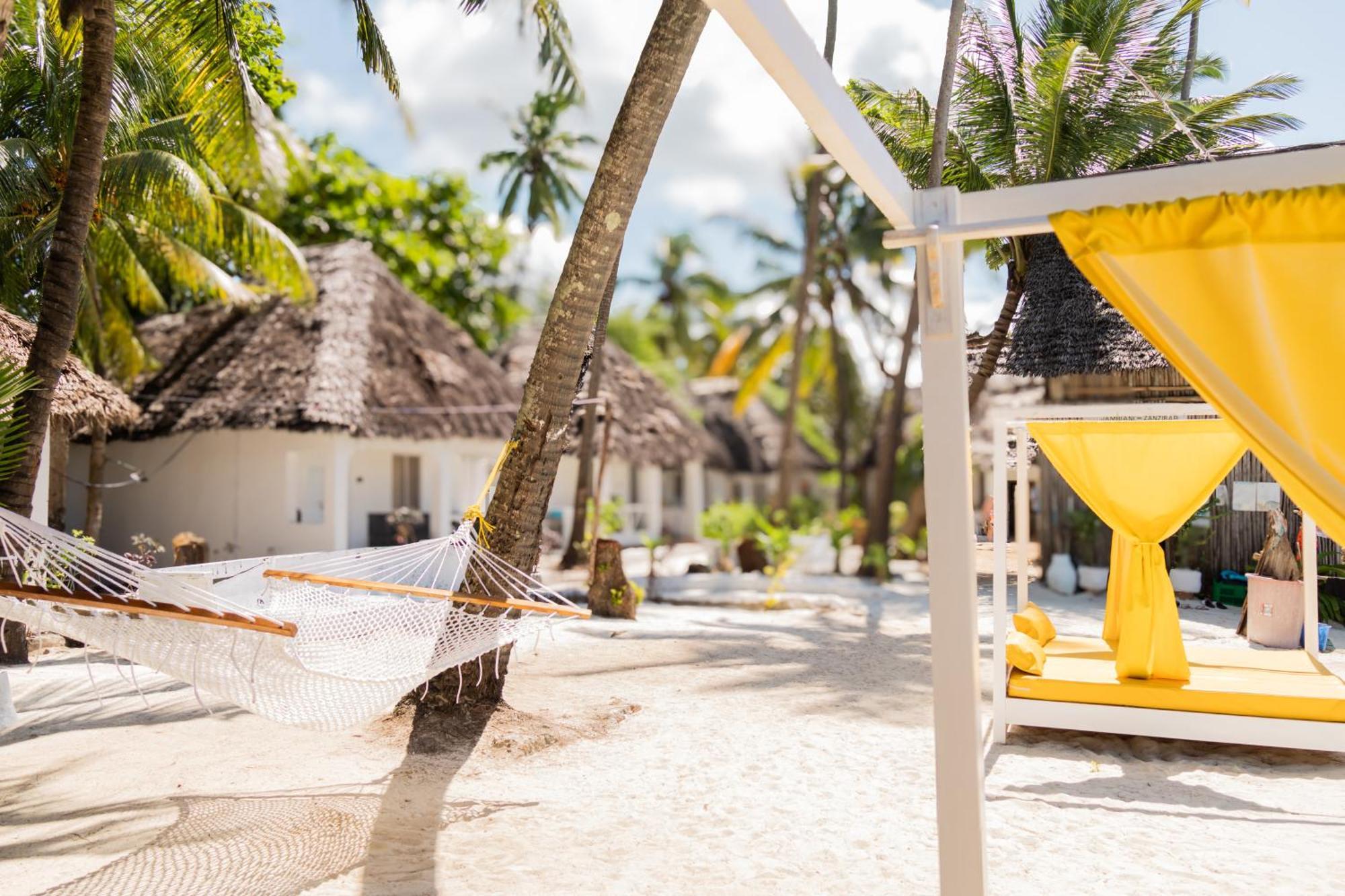 Pili Pili Beach Bungalows 잠비아니 외부 사진