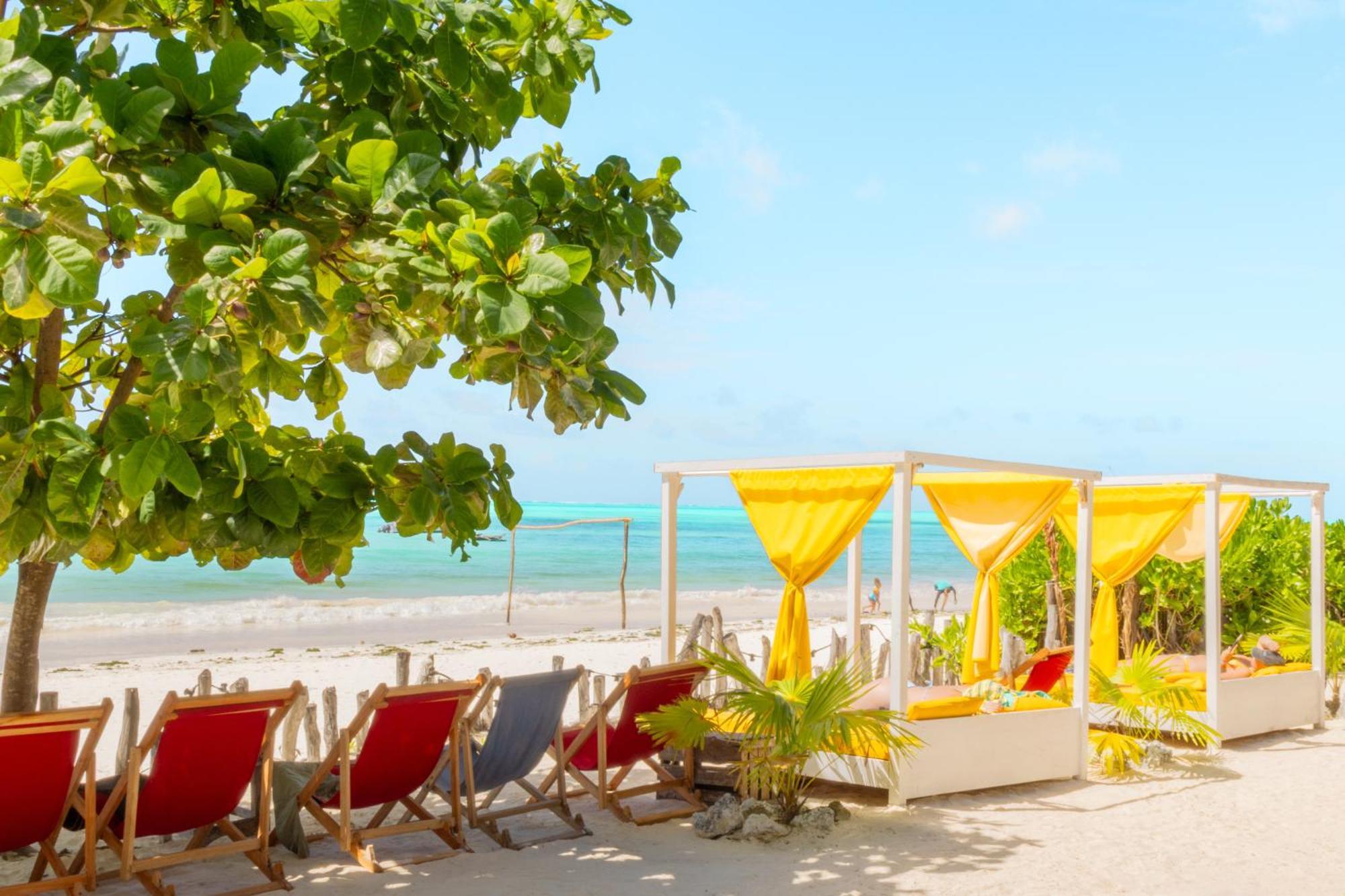 Pili Pili Beach Bungalows 잠비아니 외부 사진